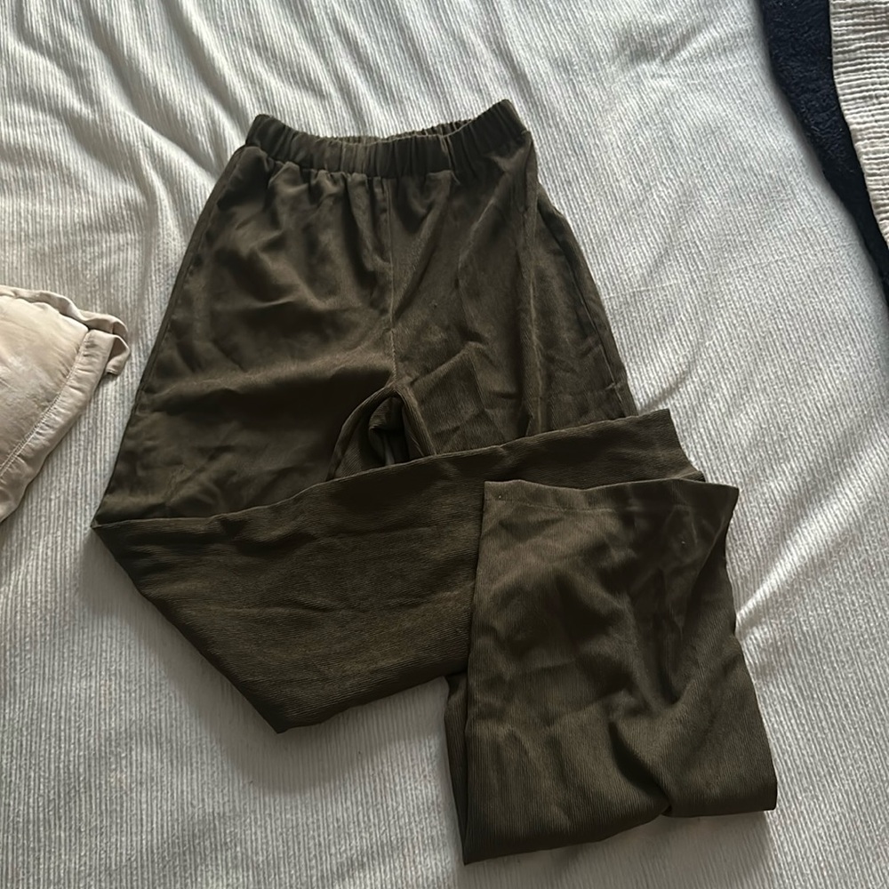 Shien wide leg green trouser